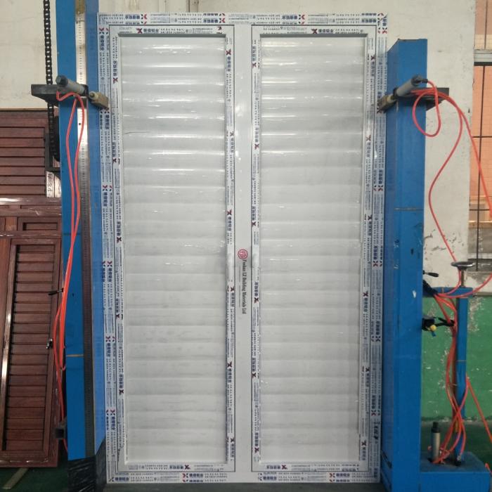 Rainproof aluminum plantation louver door